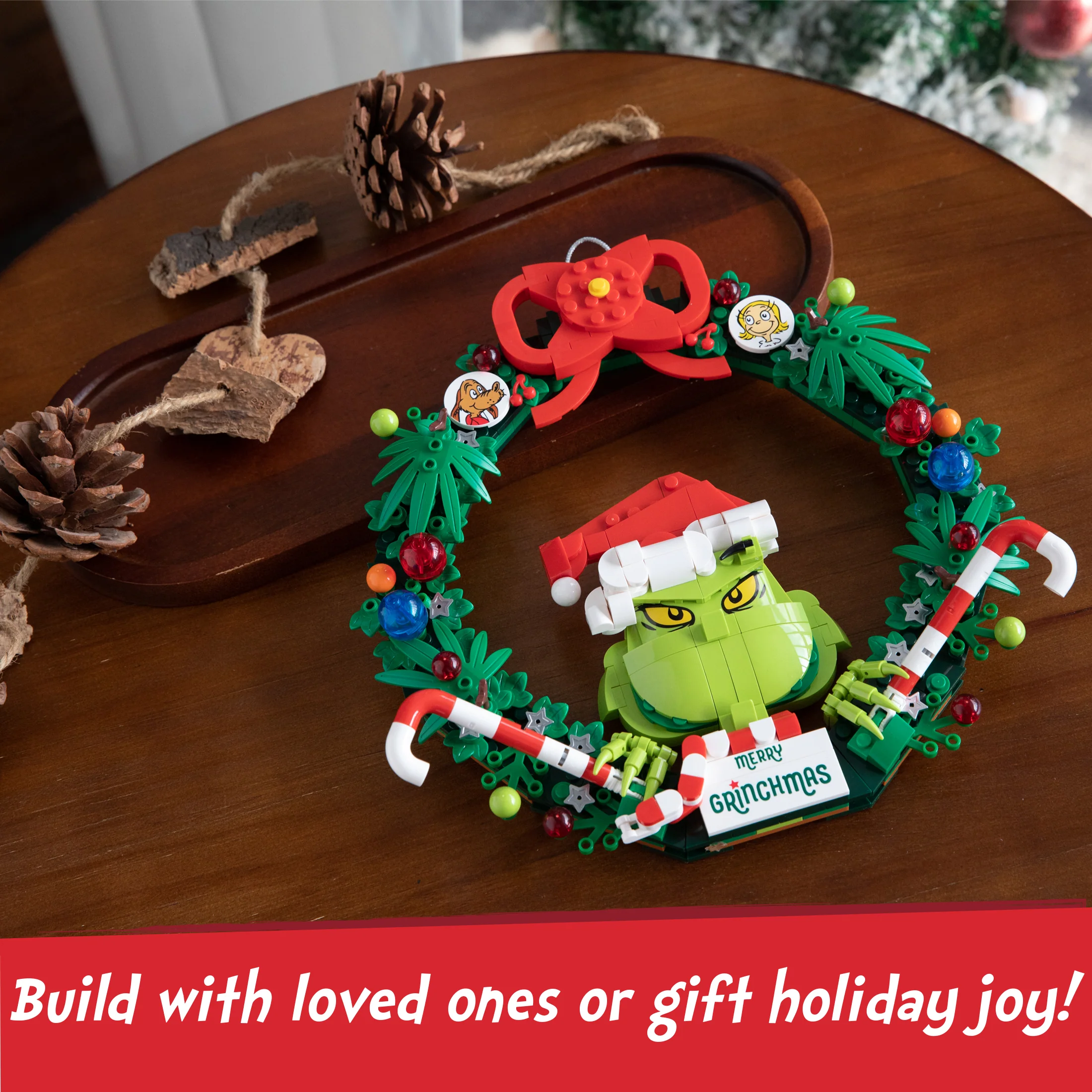Grinch Wreath - Image 9